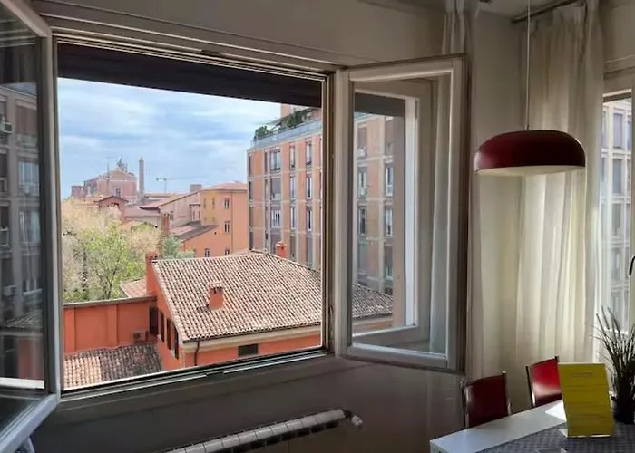 Casa Bolognese - In The Heart Of The City!